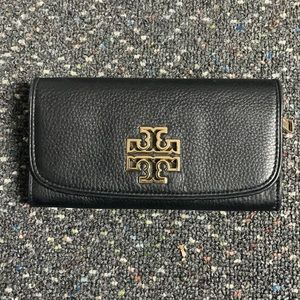 Tory Burch black leather wallet